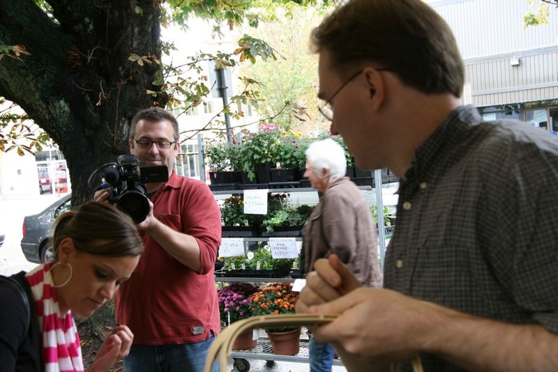 Grocery scene — production still